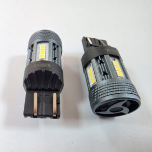 SIJALICE LED DIODE 12-24V T20 21/5W CANBUS BIJELE 900/280LM LX20-7443 (PAR)